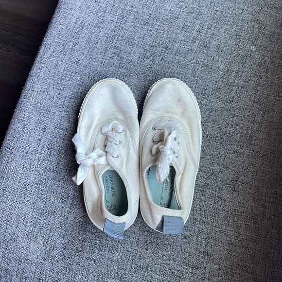 Boys Zara Collection - Picture 2 of 3